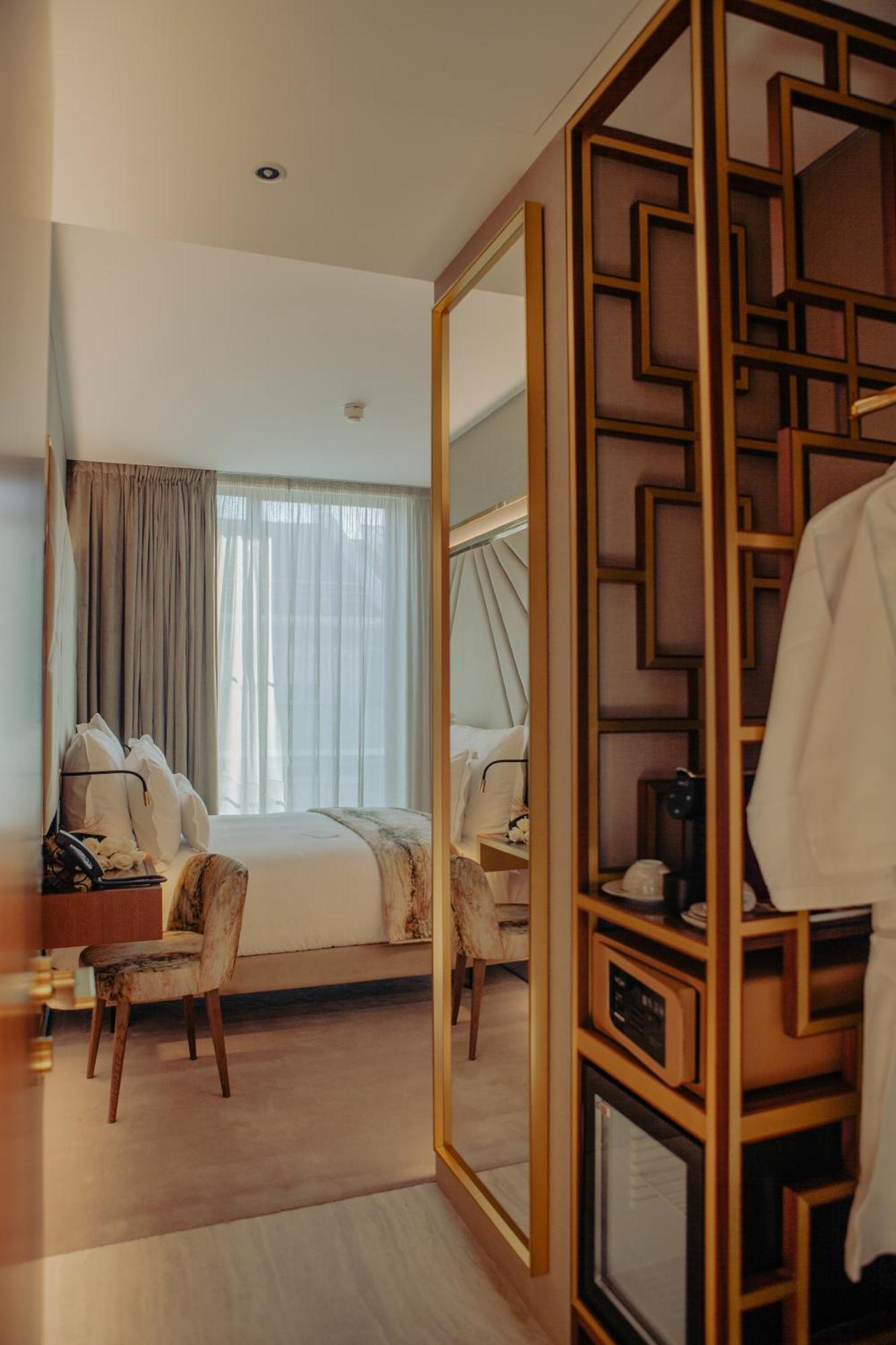 Wine & Books Lisboa Hotel Exteriér fotografie Deluxe Room