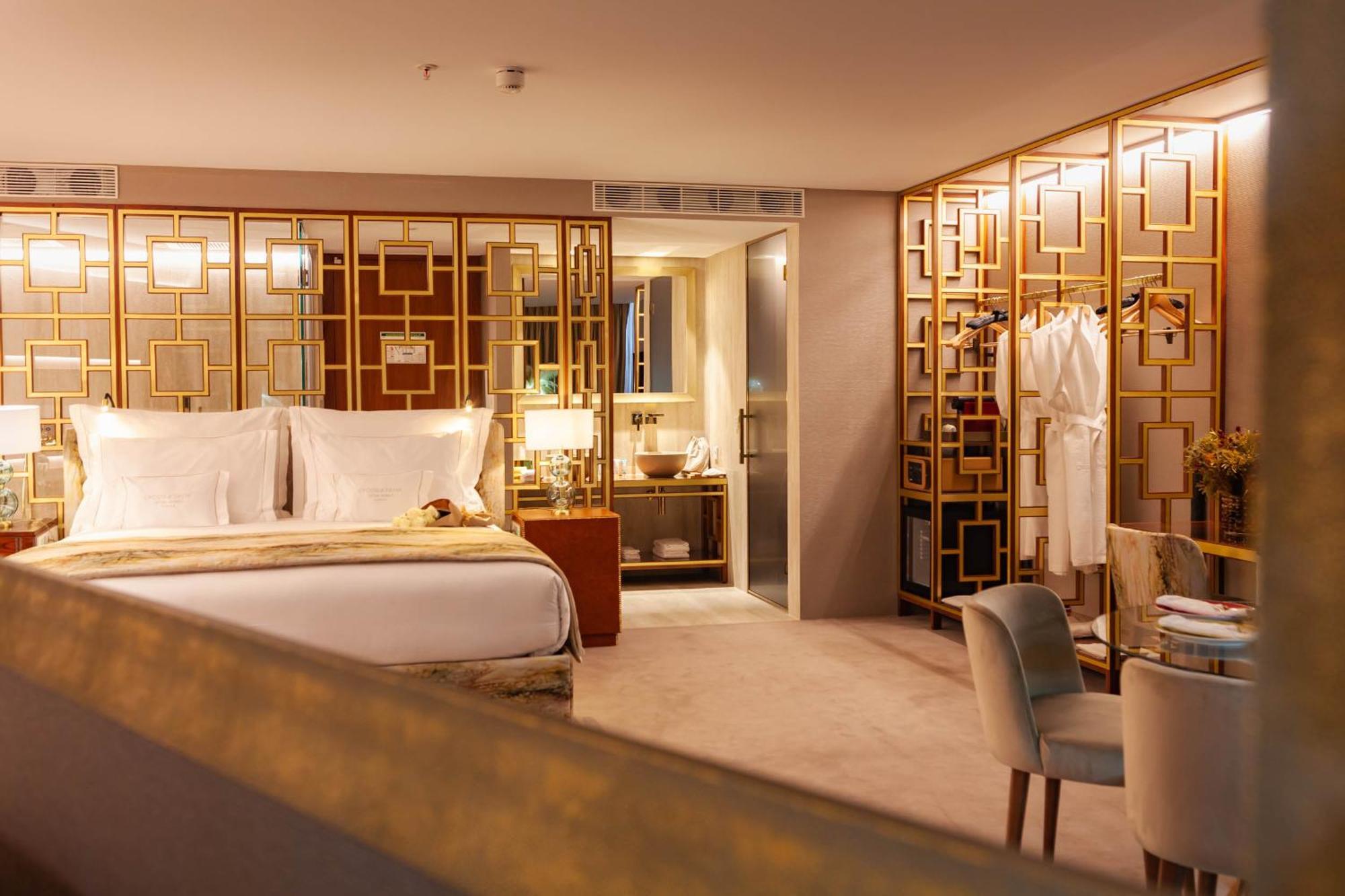 Wine & Books Lisboa Hotel Pokoj fotografie A suite at the Mandarin Oriental, London